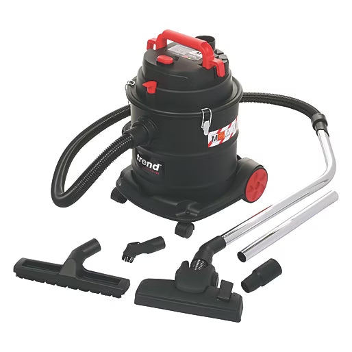 TREND - 800W M-Class Vacuum Cleaner 240V UK & Ireland only