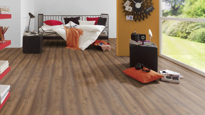 Habana Oak 12mm AC5 Aqua Laminate Flooring laminate flooring detail