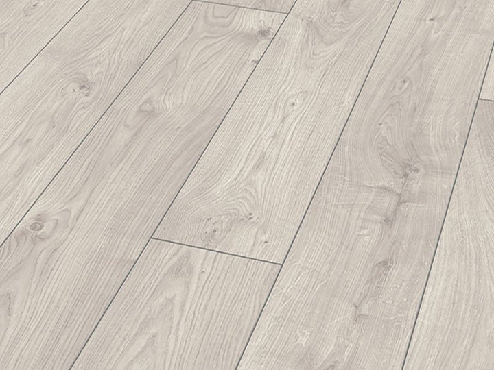8Mm Dynamic Plus 4V Nordic Oak - 2.131M2 Pk - Ac4 - Er Surface Finish - 8 X 193 X 1380Mm