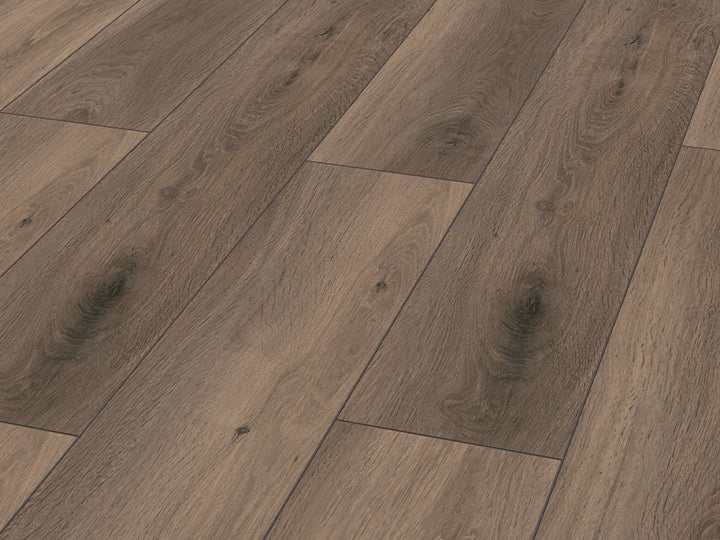 8Mm Dynamic Plus 4V Derby Oak - 2.131M2 Pk - Ac4 - Er Surface Finish - 8 X 193 X 1380Mm