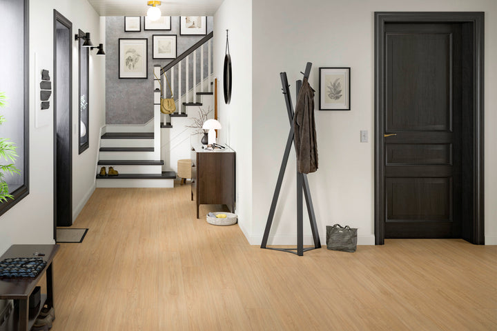 Light Natural Casella Oak Aqua 8mm AC5 Laminate Flooring