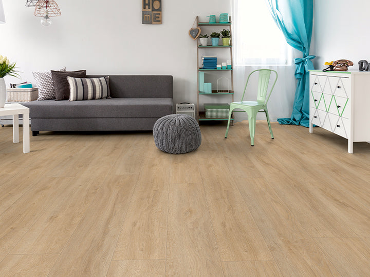 8Mm Excel 4V Grand Oak Light - 2.131M2 Pk  - Ac4 - Wg Surface Finish - 8 X 193 X 1380Mm