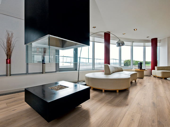 8Mm Dynamic Plus 4V Wells Oak - 2.131M2 Pk - Ac4 - Er Surface Finish - 8 X 193 X 1380Mm