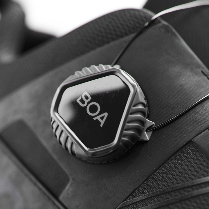 SOLID GEAR BOUND LOW (FREE NATIONWIDE DELIVERY WITH EVERY PAIR)