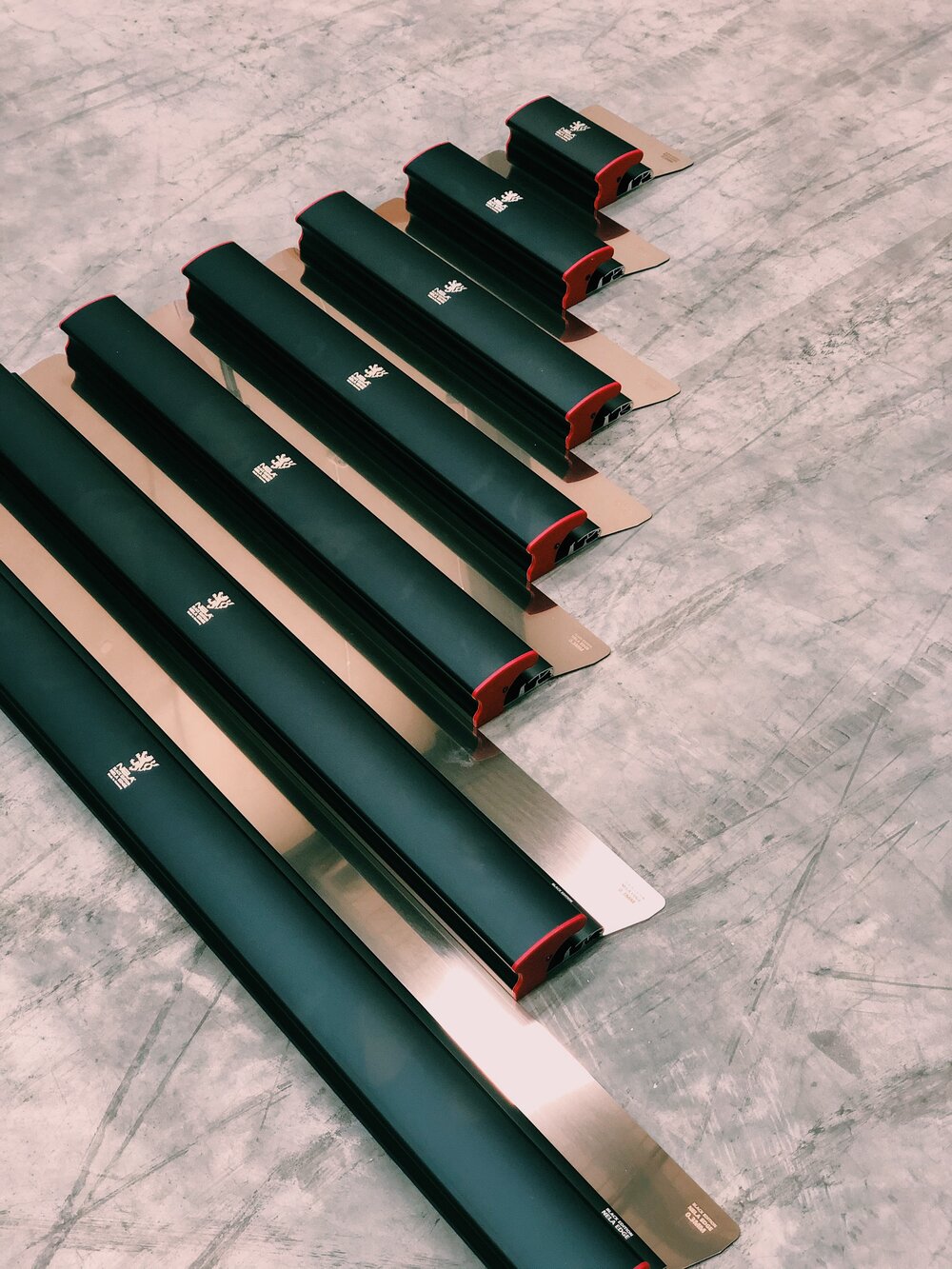 Nela Edge Black Edition Spatulas - Dynamite Hardware